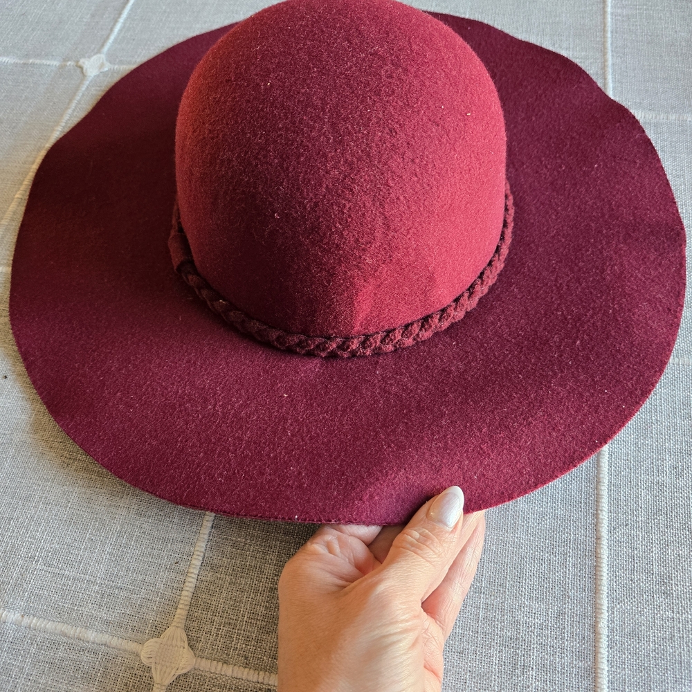 Source Unknown Deep Red Women's Hat